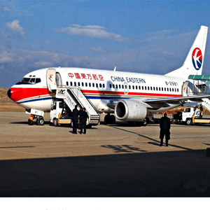 鄂托克旗乌兰机场货运航空快运业稳步发展的原因是什么？
